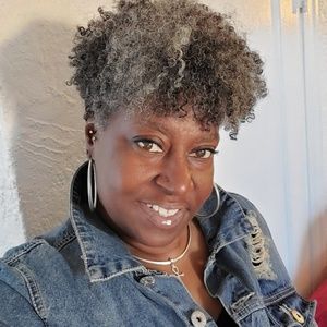 Meet your Posher, Bridgett